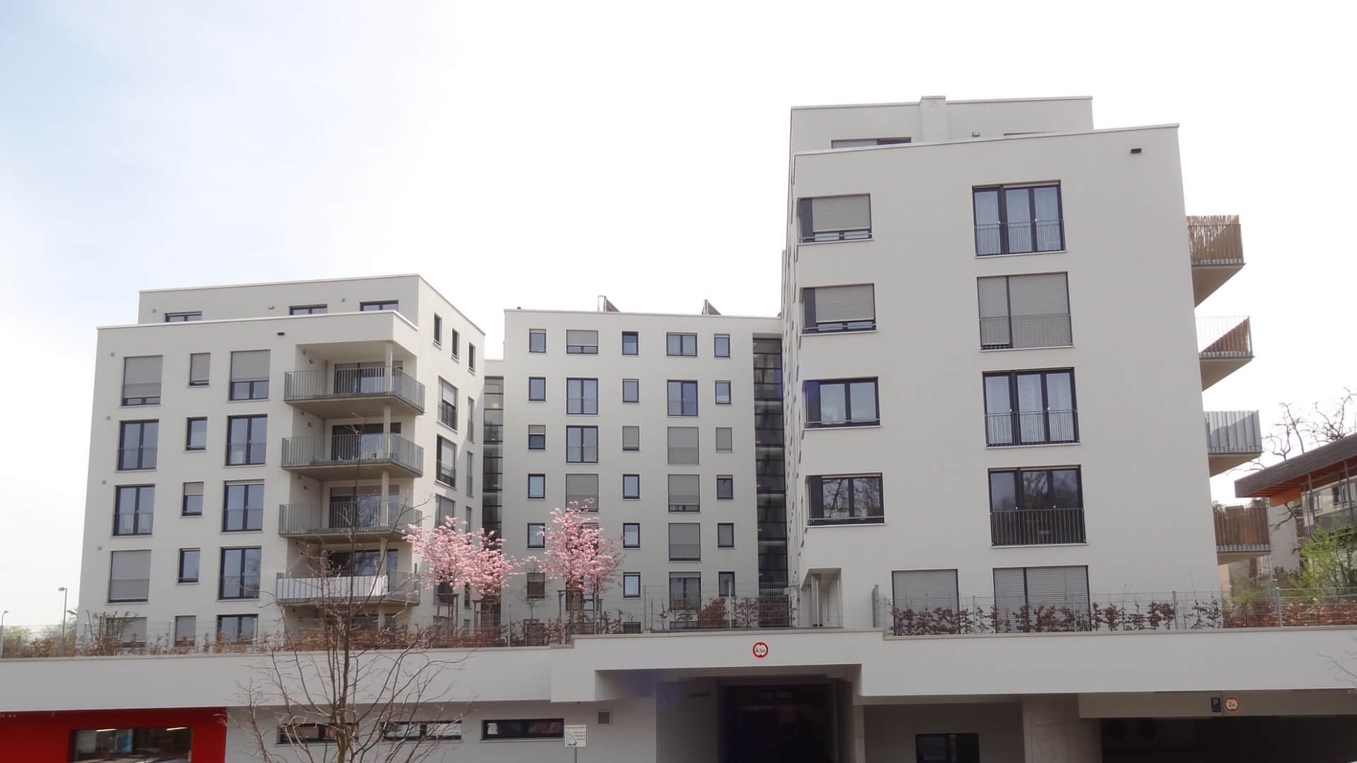  Gebäude mit 74 Wohnungen SB-Markt mit Tiefgarage Stuttgart-Vaihingen